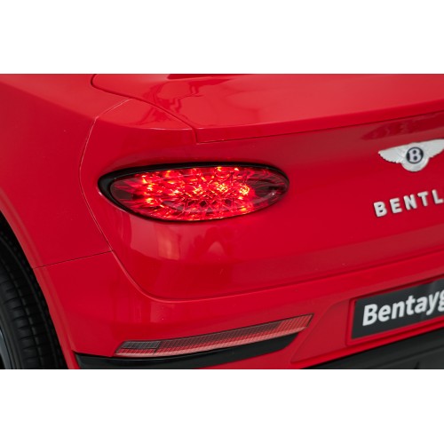Vehicle Bentley Bentayga S Red