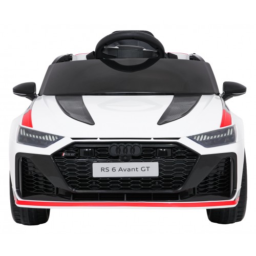 Vehicle Audi RS6 Avant GT White