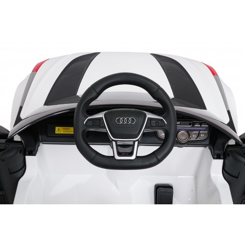 Vehicle Audi RS6 Avant GT White