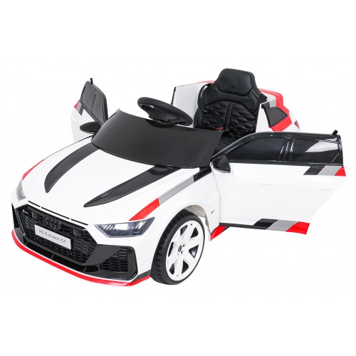 Vehicle Audi RS6 Avant GT White