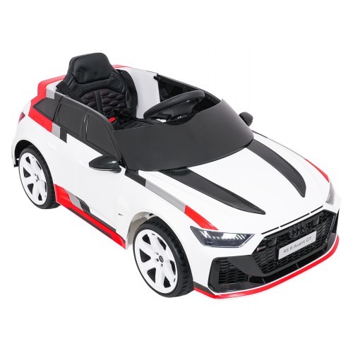 Vehicle Audi RS6 Avant GT White