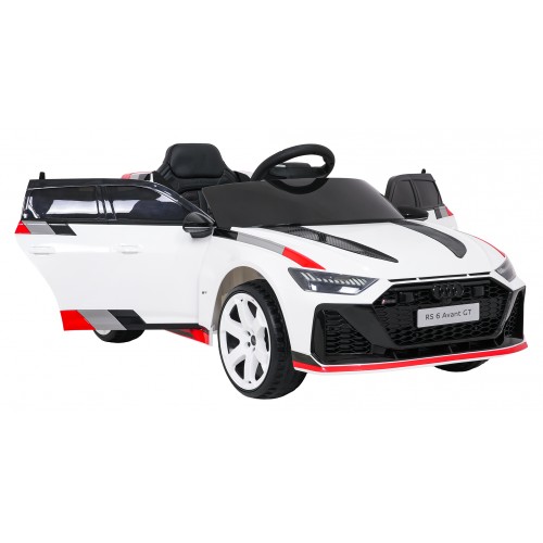 Vehicle Audi RS6 Avant GT White