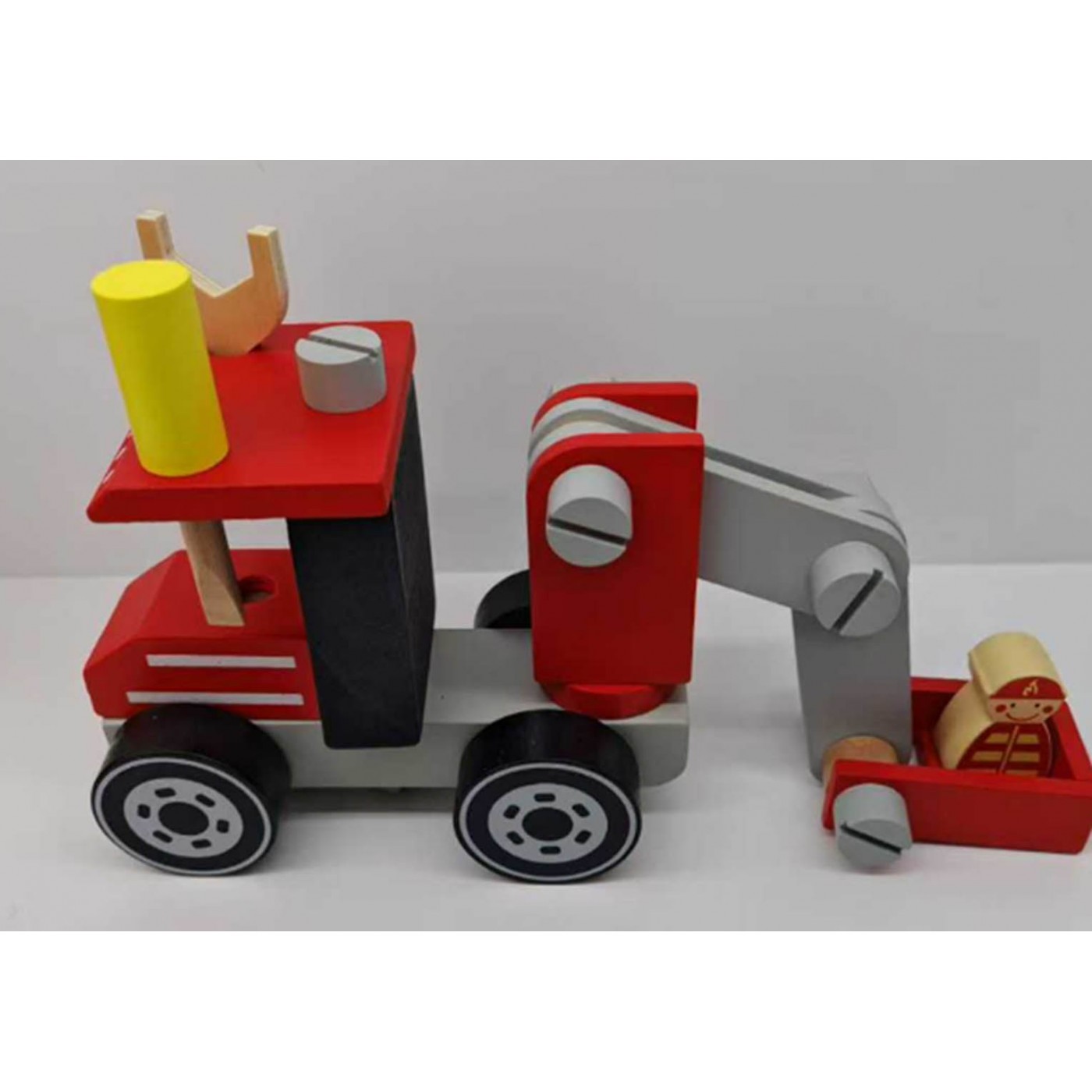 Turnable wooden crane Red + accessories