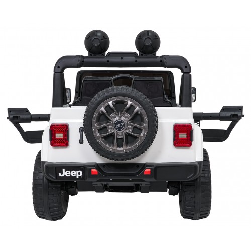 Jeep Wrangler Rubicon LIFT White Vehicle
