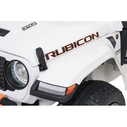 Jeep Wrangler Rubicon LIFT White Vehicle