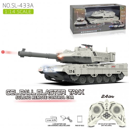 R/C White tank with shooting function