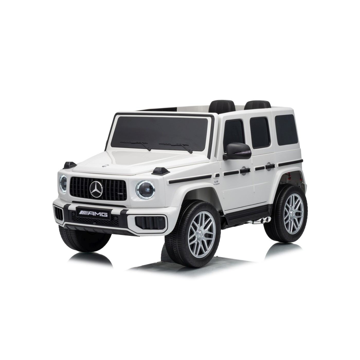 Mercedes G63 AMG White Vehicle