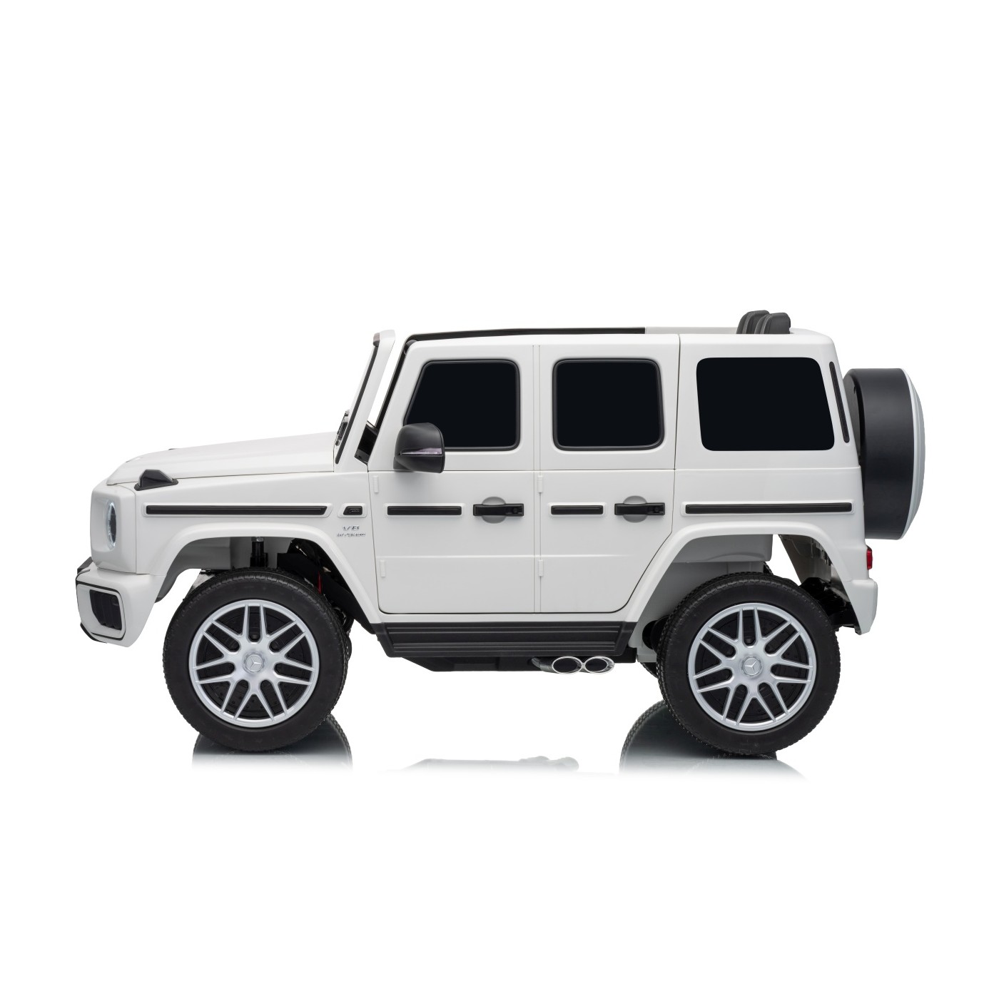 Mercedes G63 AMG White Vehicle