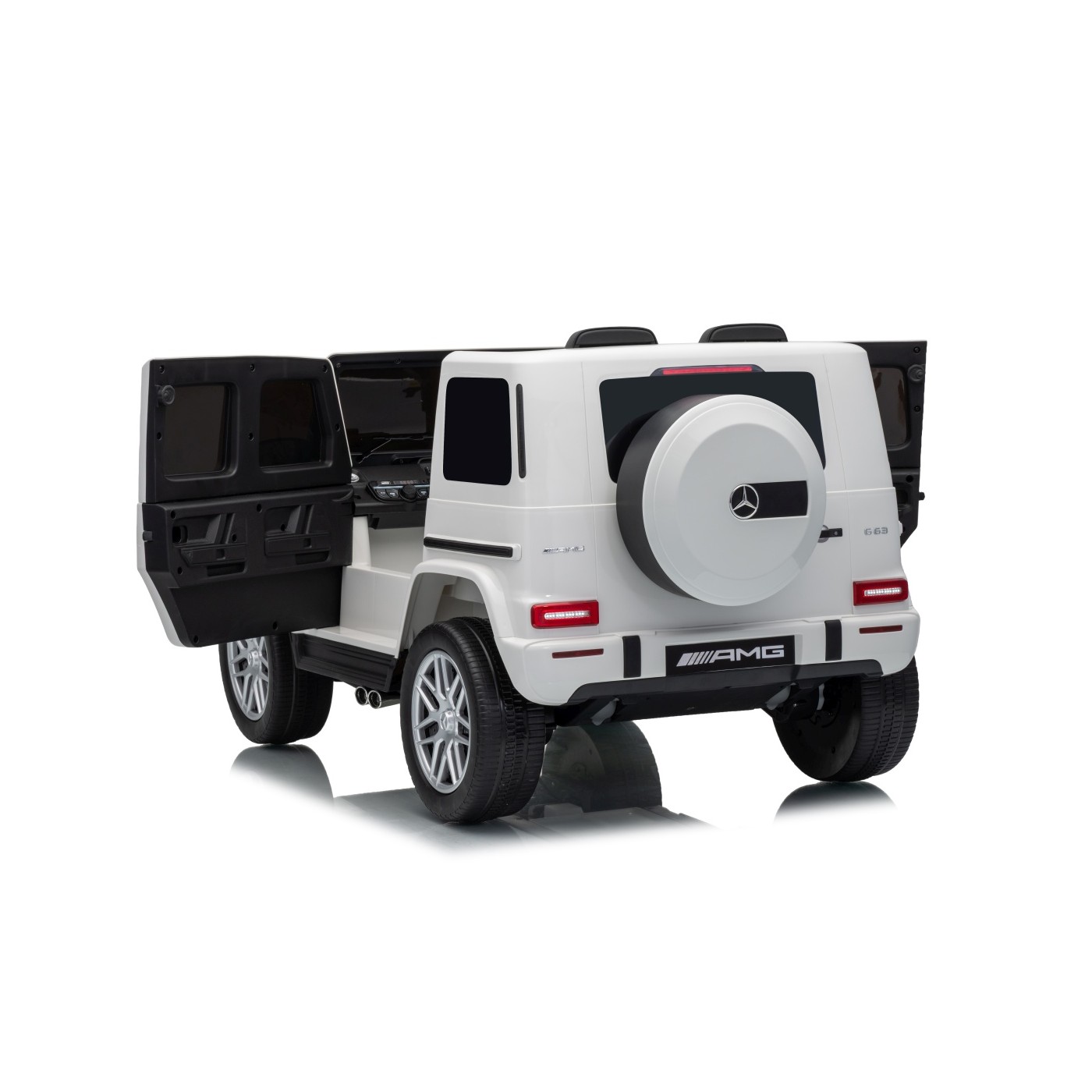 Mercedes G63 AMG White Vehicle