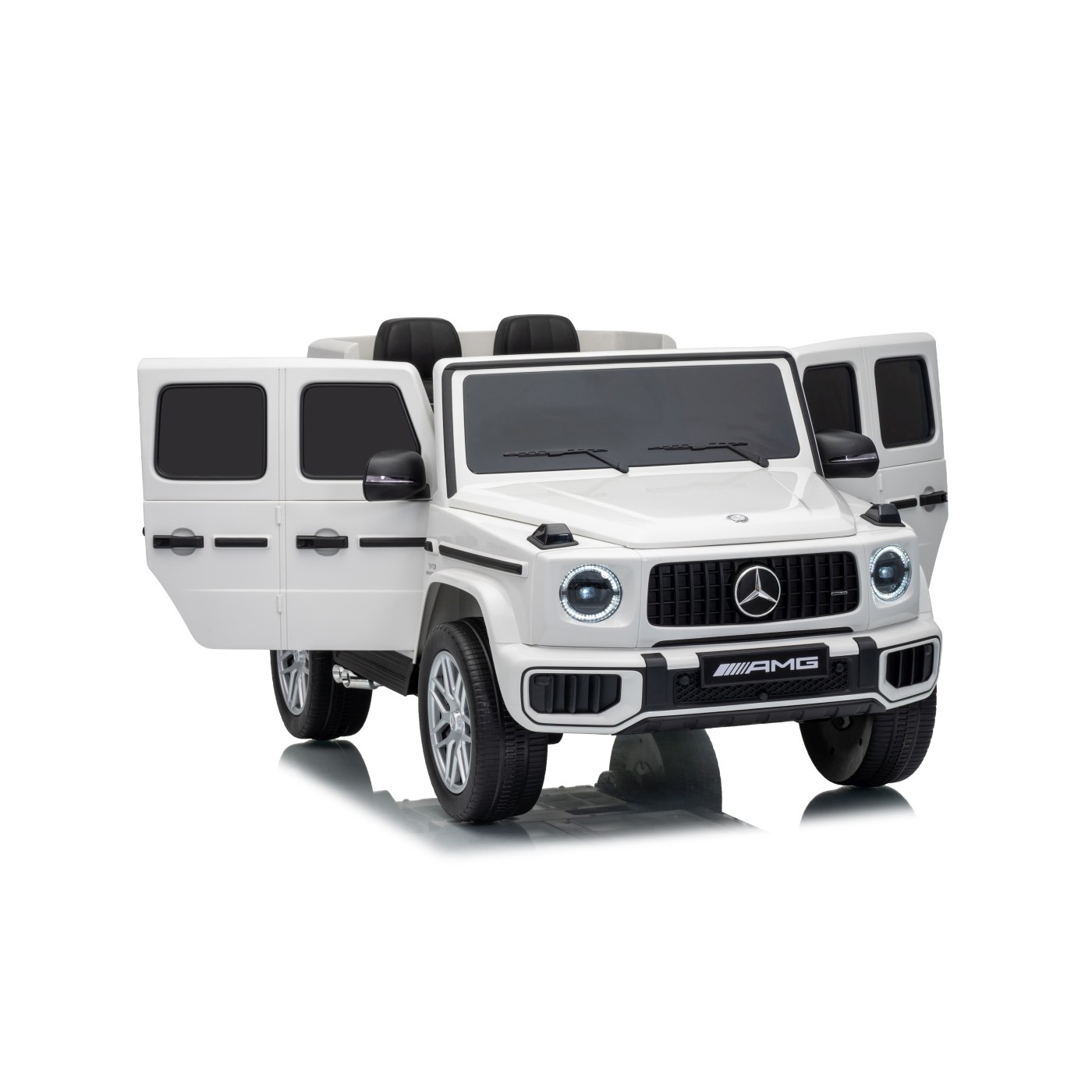 Mercedes G63 AMG White Vehicle