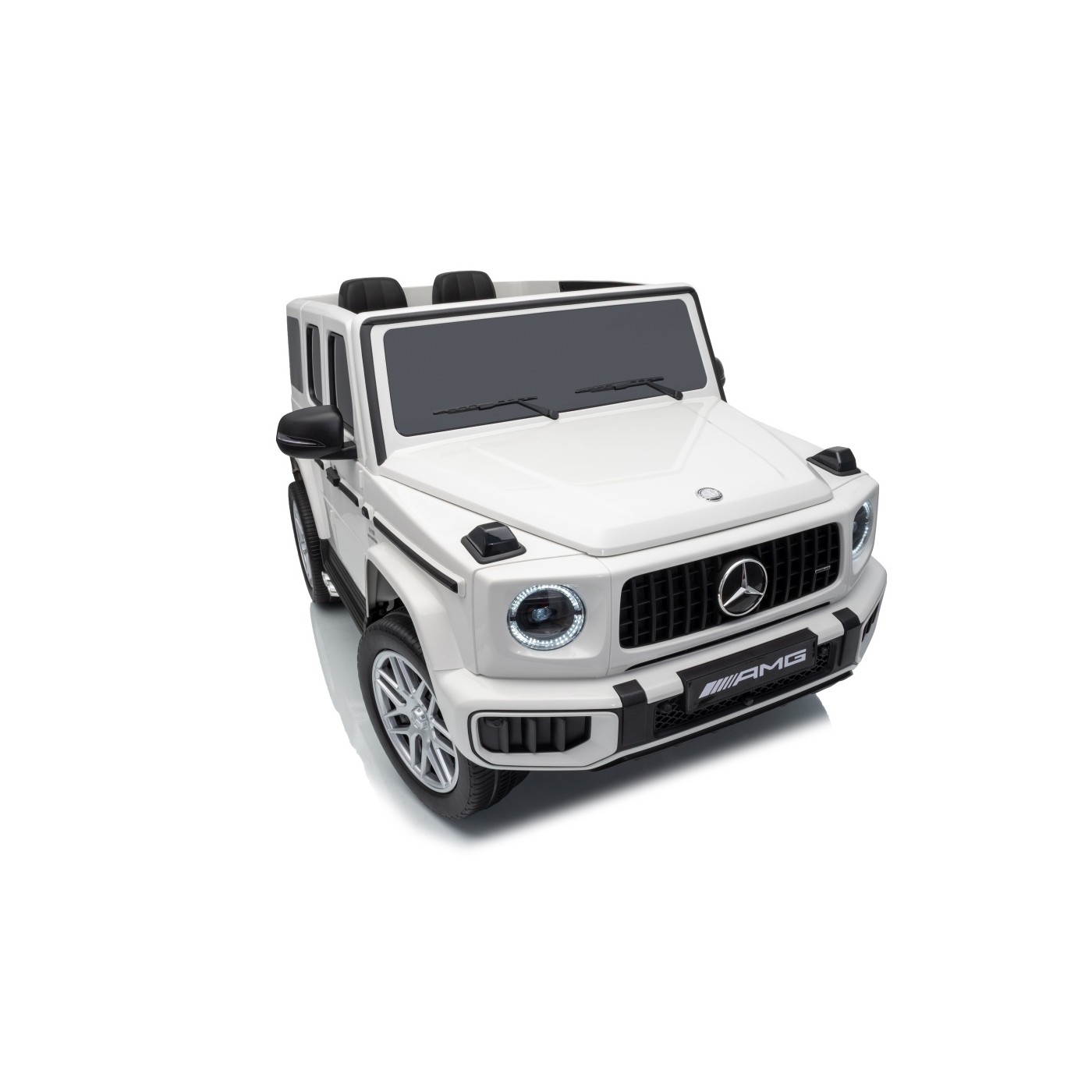 Mercedes G63 AMG White Vehicle