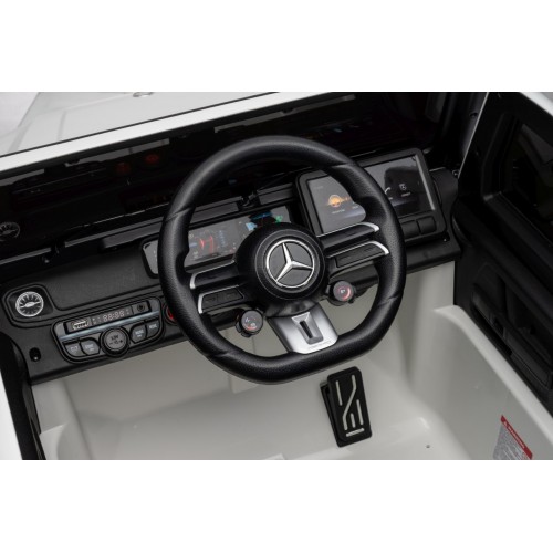 Mercedes G63 AMG White Vehicle