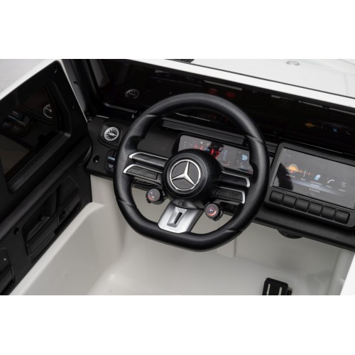 Mercedes G63 AMG White Vehicle