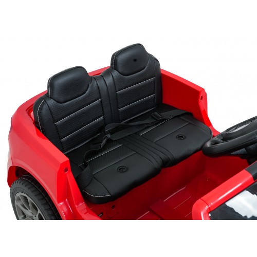 Vehicle Dodge Durango Red