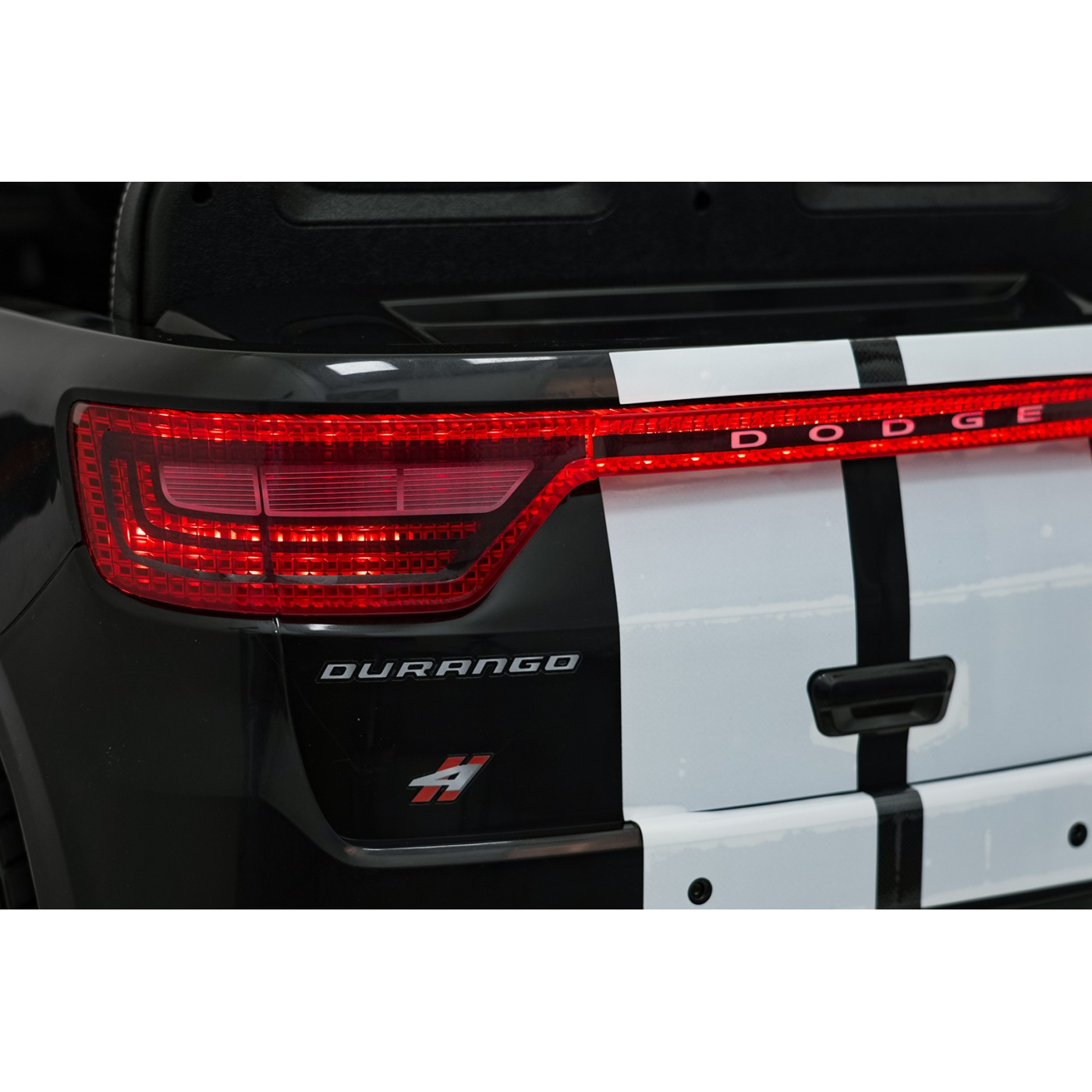 Vehicle Dodge Durango Black