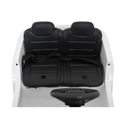 Vehicle Dodge Durango White