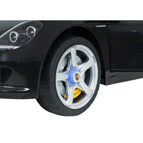 Vehicle Porsche 911 Carrera Black