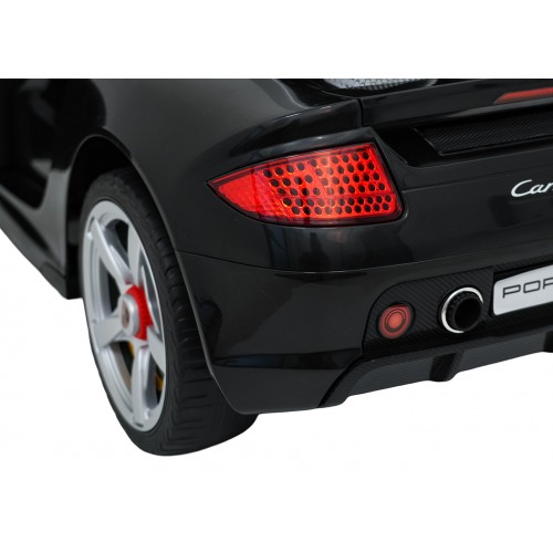 Vehicle Porsche 911 Carrera Black