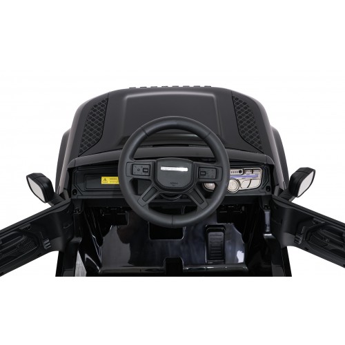 Land Rover Defender Black