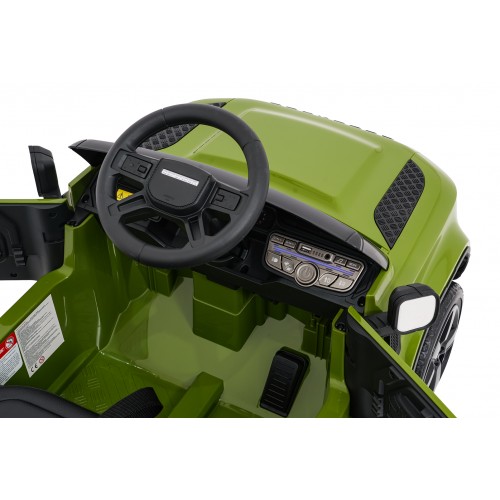 Land Rover Defender Green Vehicle