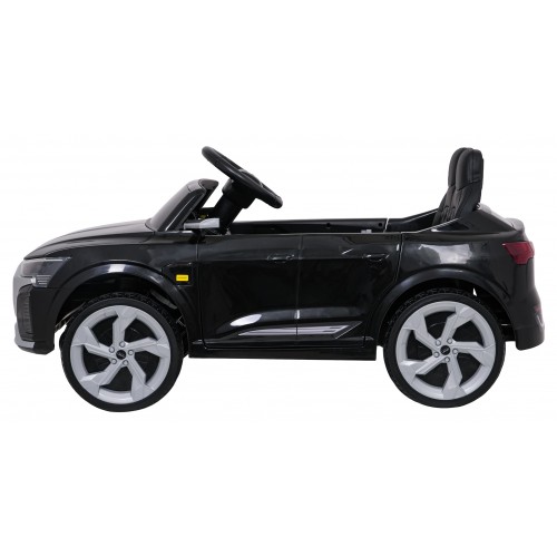 Audi SQ8 Black Vehicle