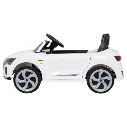 Audi SQ8 White Vehicle
