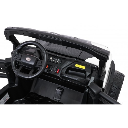 OBSERVER 4x4 Buggy Vehicle White