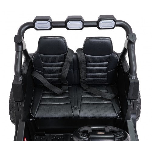 OBSERVER 4x4 Buggy Vehicle White