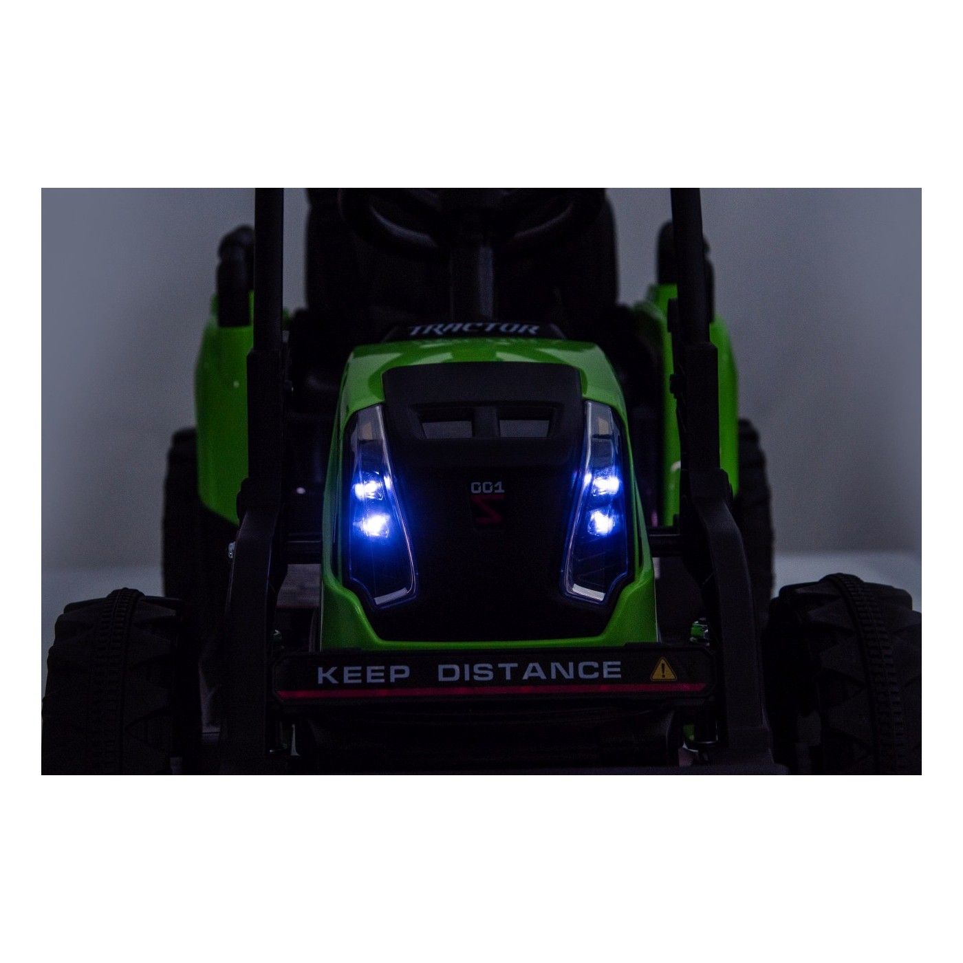 Tractor XT60 with Trailer Green