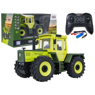 Tractor Green 1:24 with remote control Mercedes Benz